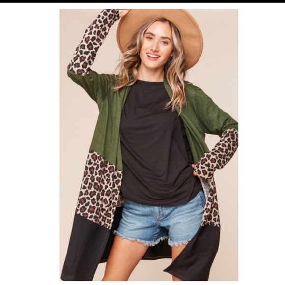 🔥$5🔥LEOPARD PRINT TWO TONE  SWEATER CARDIGAN - Picture 5 of 9